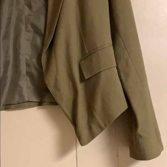 Olive green blazer - Picture 2 of 4